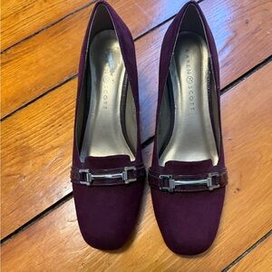 Karen Scott Purple Heels with Metallic Embellishment